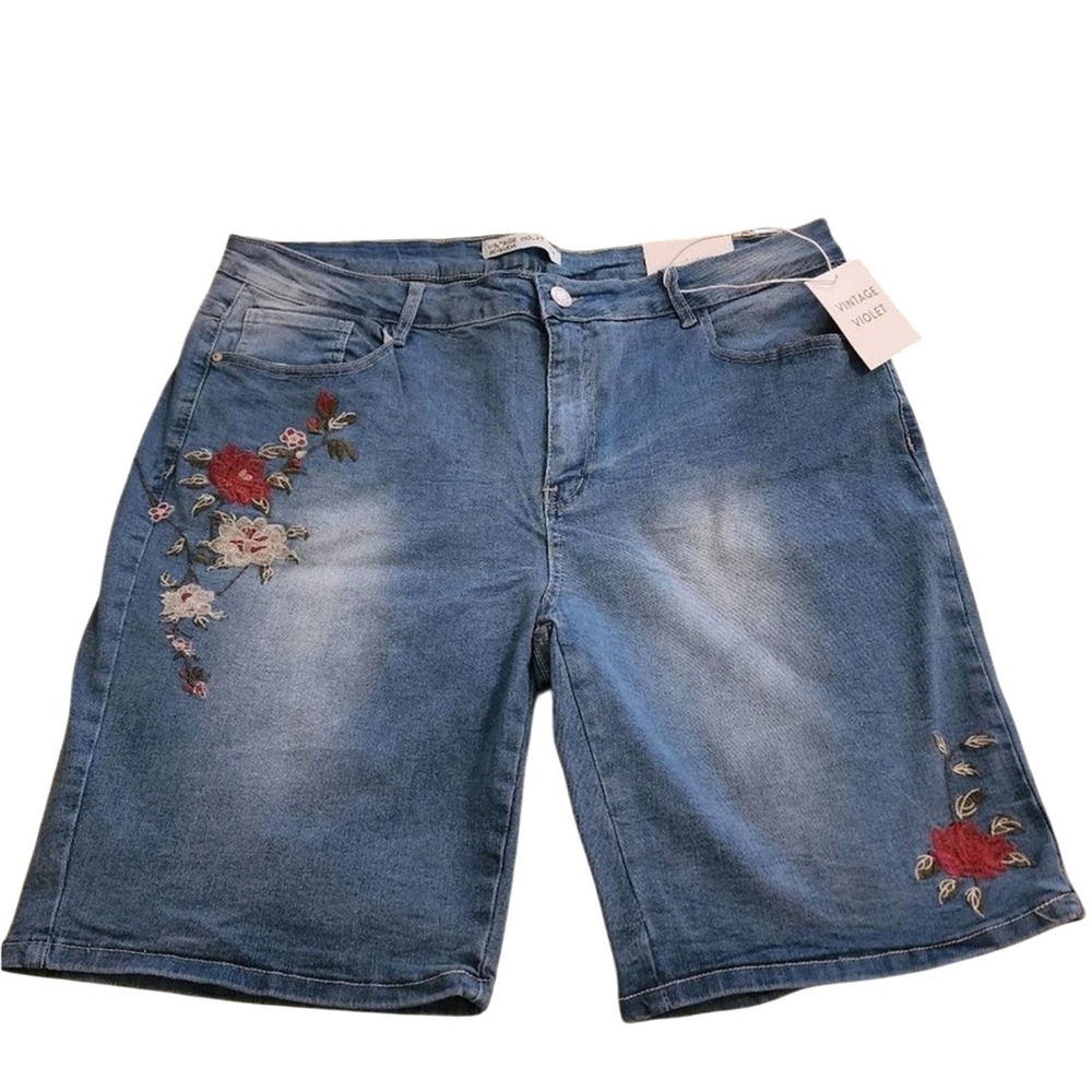 VINTAGE violet floral embroidered Stretch Jean Bermuda shorts plus size 22 new!